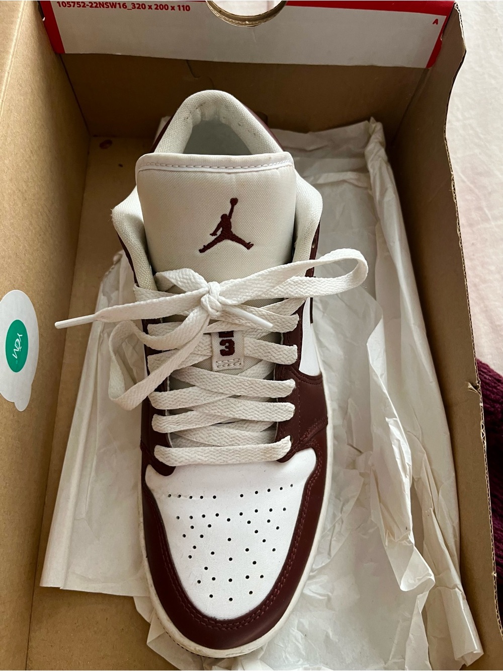 Nike Dunks Low-Top Sneakers in White and Burgundy - Picture 4 of 7